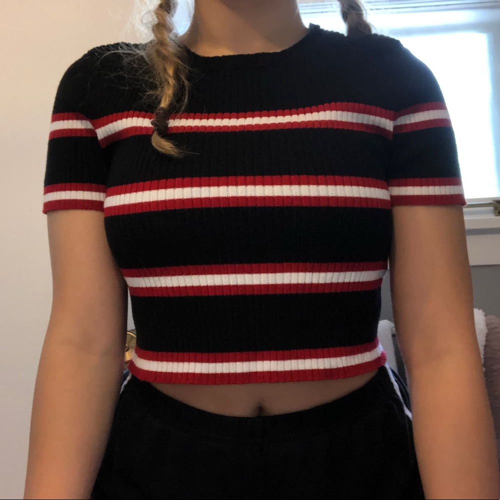 striped vintage looking crop top